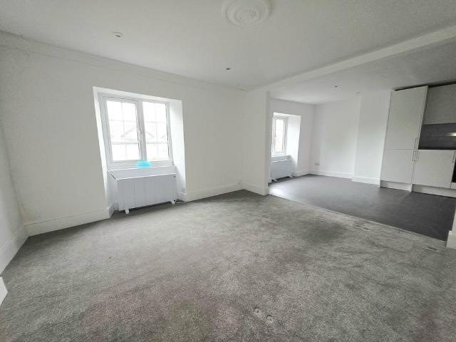 Flat for sale in Brackley, Northamptonshire