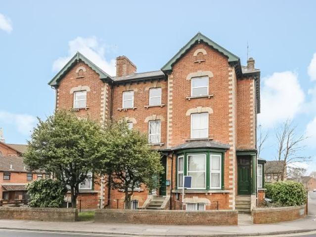 Flat for sale in Enborne, West Berkshire