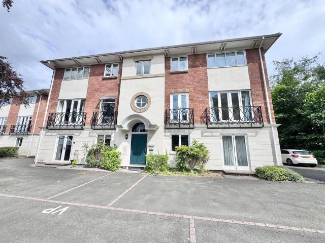 Flat for sale in Darlington