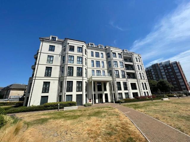 Flat for sale in West Cliff, Bournemouth