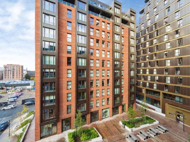 Flat for sale in Baltic Triangle, Liverpool
