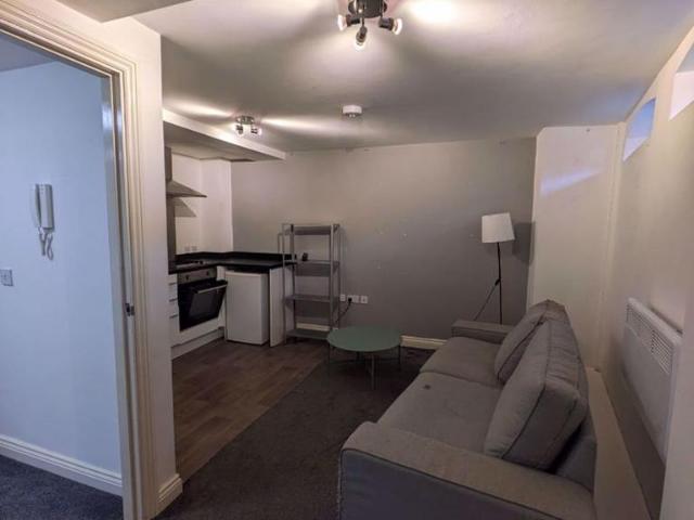 Flat for sale in Hurst, Greenheys