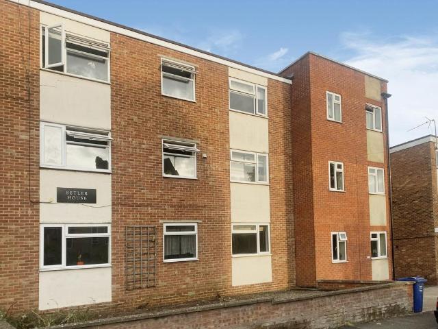 Flat for sale in Evershot, Oxfordshire