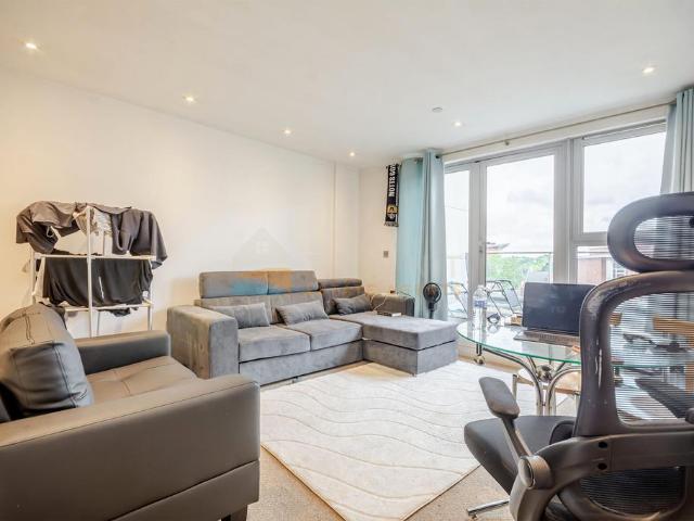 Flat for sale in Haddon, East Midlands