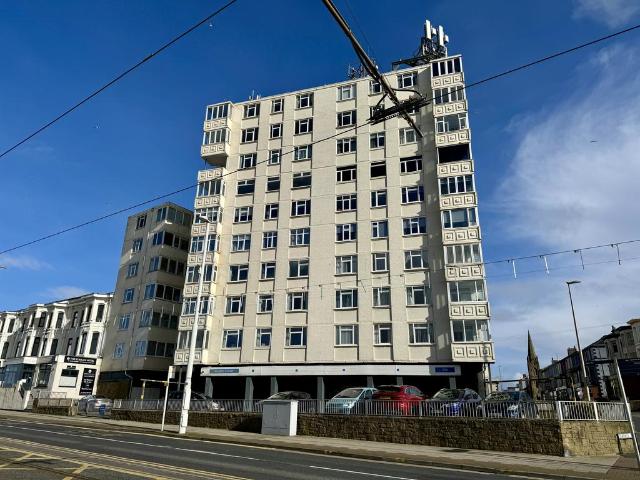 Flat for sale in Blackpool
