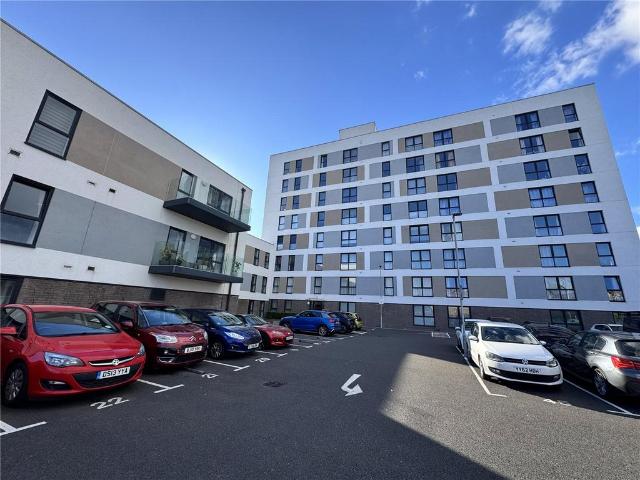Flat for sale in Parkstone, Poole