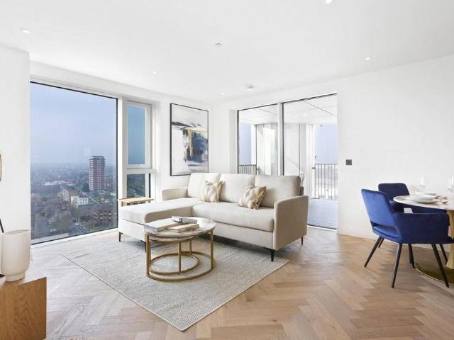 Flat for sale in Greater London