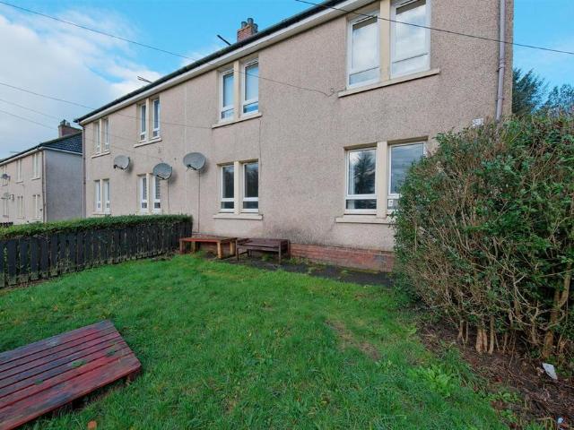 Flat for sale in Salsburgh, Scotland