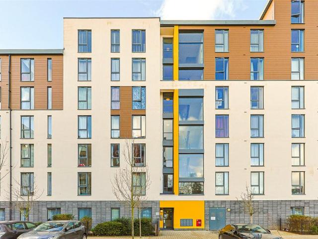Flat for sale in Colindale, Greater London