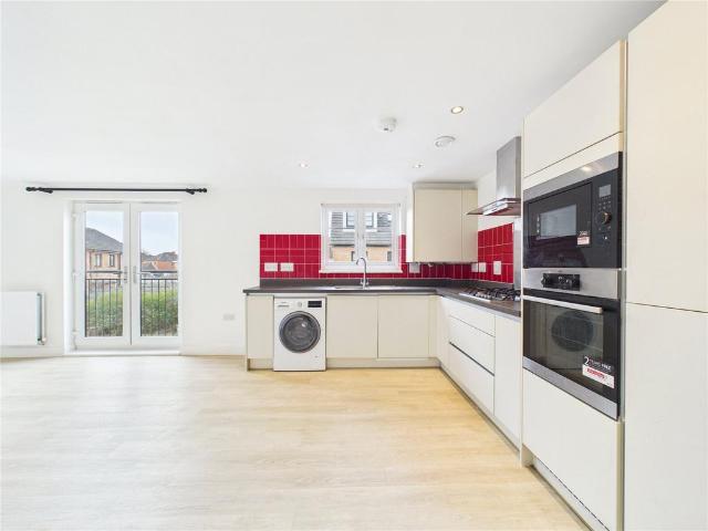 Flat for sale in Feckenham, City Of Bristol