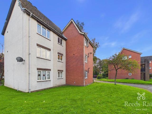 Flat for sale in Fulwood, Preston