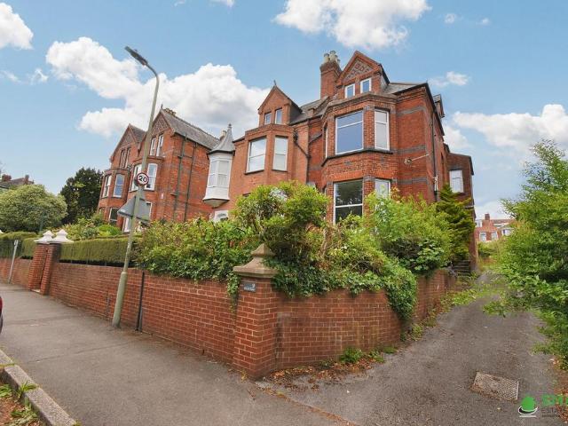 Flat for sale in Watergate, Devon