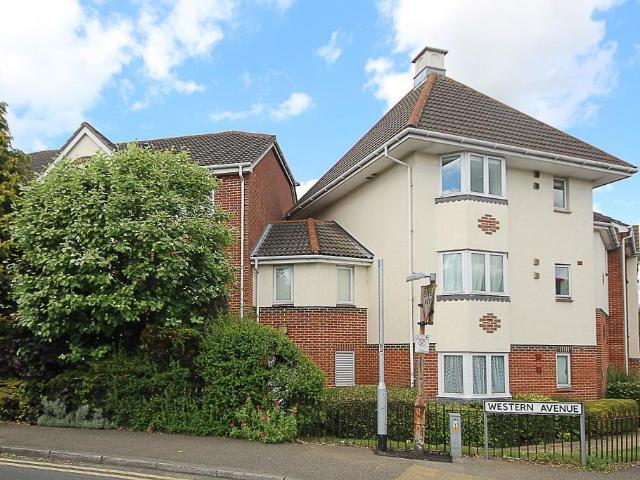 Flat for sale in Navestock Side, Essex