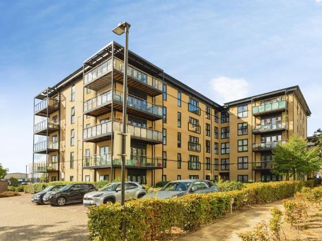 Flat for sale in Welwyn Garden City, Welwyn Hatfield