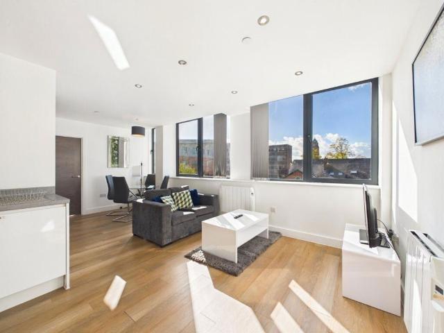 Flat for sale in Stretford, Trafford