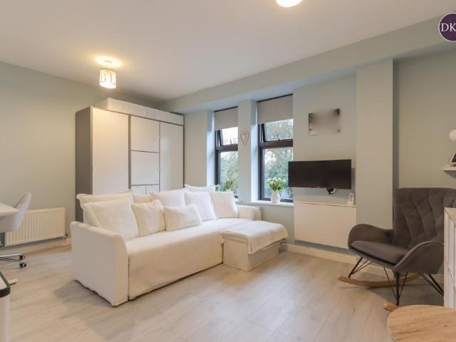 Flat for sale in North Watford