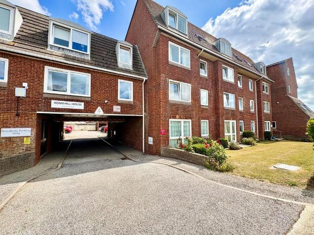 Flat for sale in Central, Heathlands