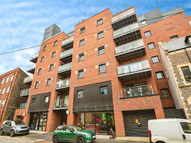 Flat for sale in Falcon Lodge, Wales