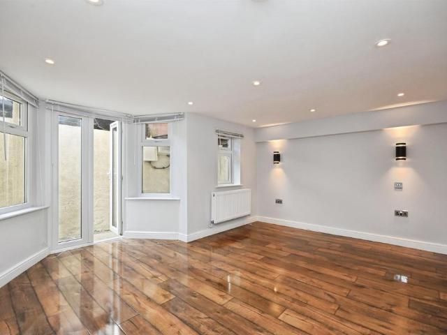 Flat for sale in Navestock Side, Essex