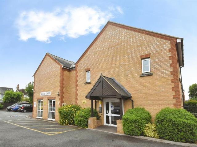 Flat for sale in Bocking, Chipping Hill
