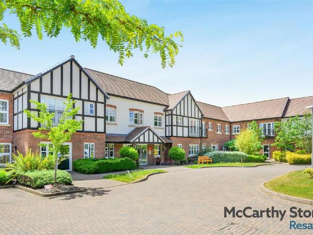 Flat for sale in West Midlands