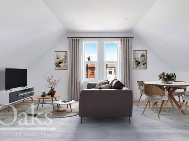 Flat for sale in London Borough of Croydon, Greater London