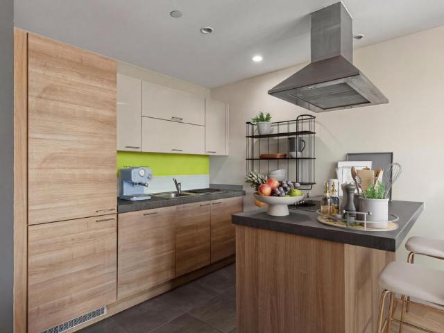 Flat for sale in Greenwich Town Centre, Greater London