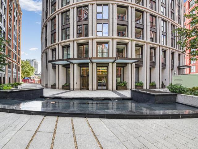 Flat for sale in Paddington, Greater London