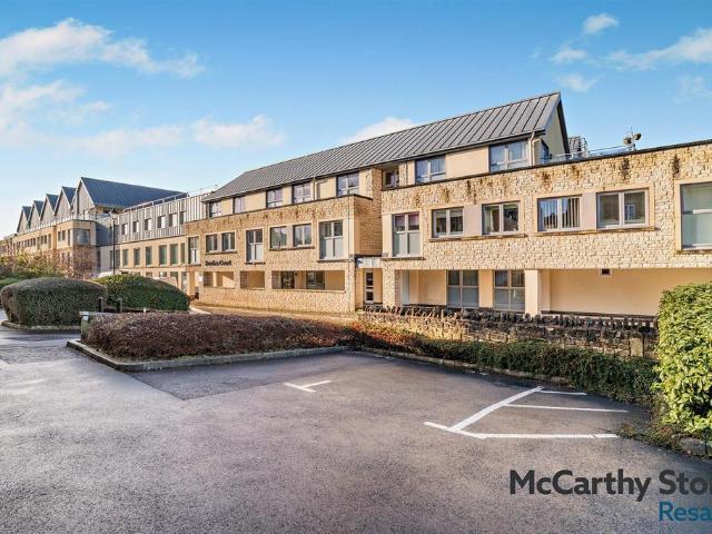 Flat for sale in Chippenham, Wiltshire