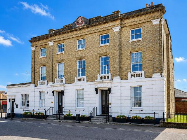 Flat for sale in Hythe and Dibden, Ashurst Bridge