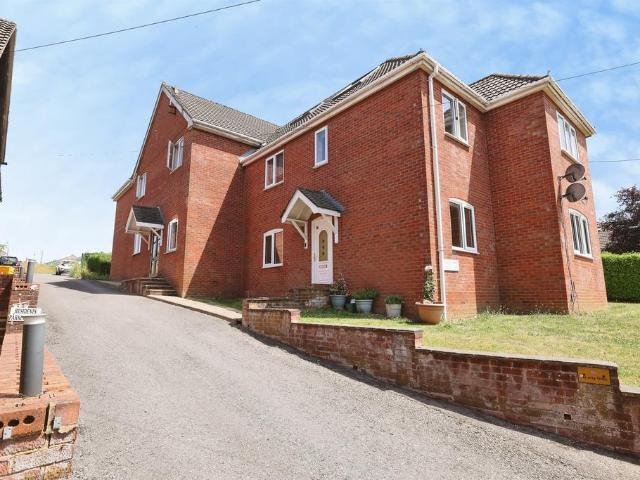 Flat for sale in Ludgershall, Wiltshire