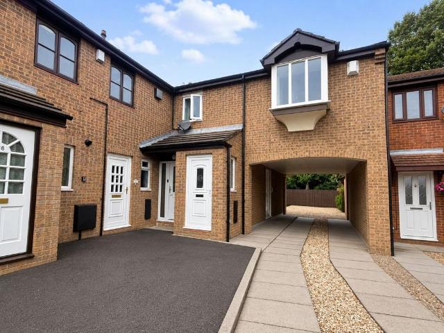 Flat for sale in Pelaw, Tyne And Wear