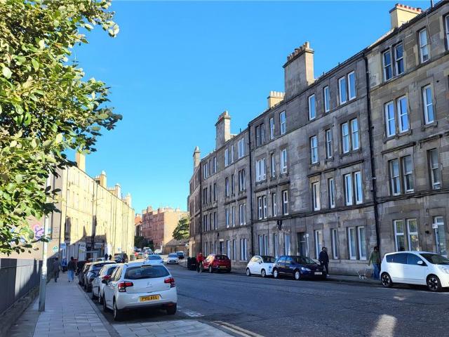 Flat for sale in Canonmills, City of Edinburgh