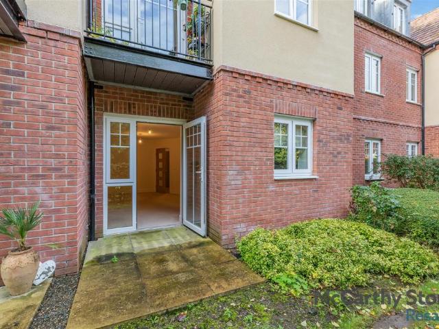 Flat for sale in Mountfields, Frankwell