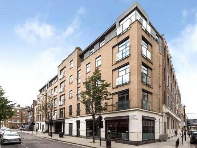 Flat for sale in Marylebone, Greater London
