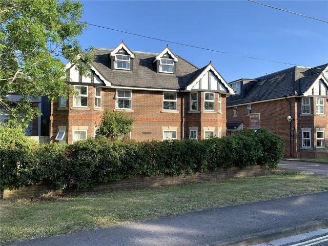Flat for sale in Theale, West Berkshire