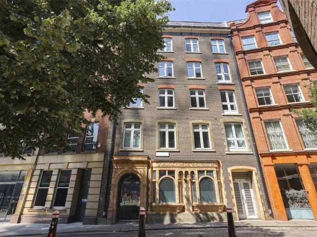 Flat for sale in Blackfriars, Lyons