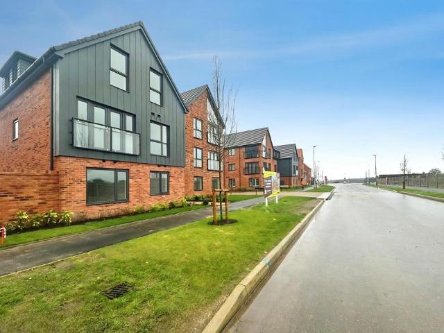 Flat for sale in Eastbridge, Suffolk
