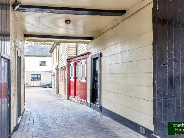 Flat for sale in Colliers End, Hertfordshire