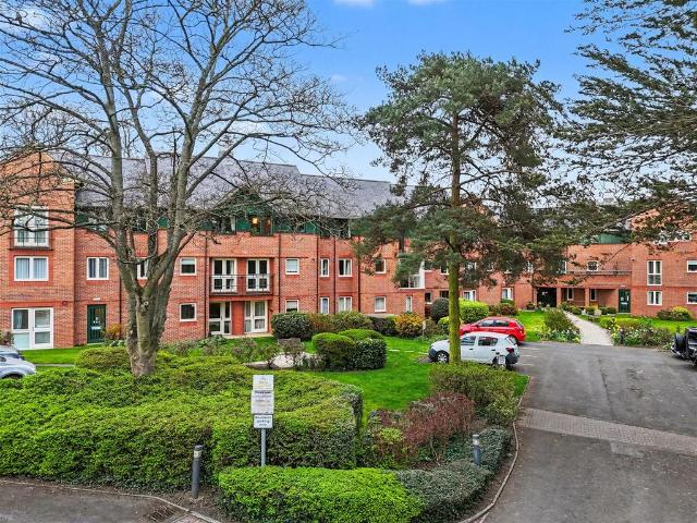 Flat for sale in Darlington