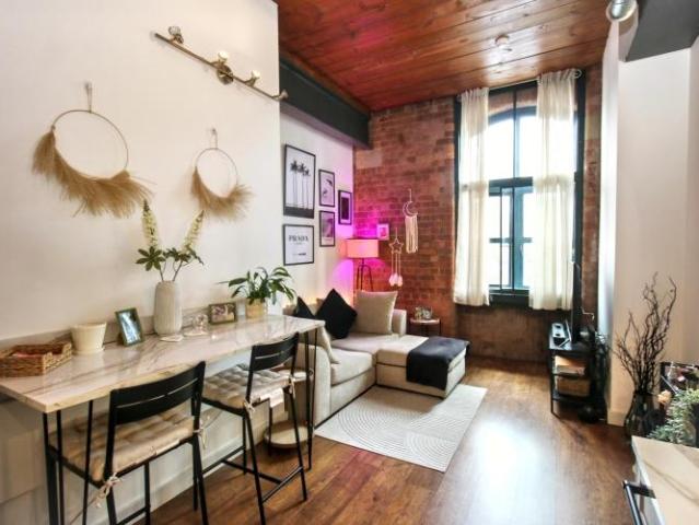 Flat for sale in Hulme, Manchester