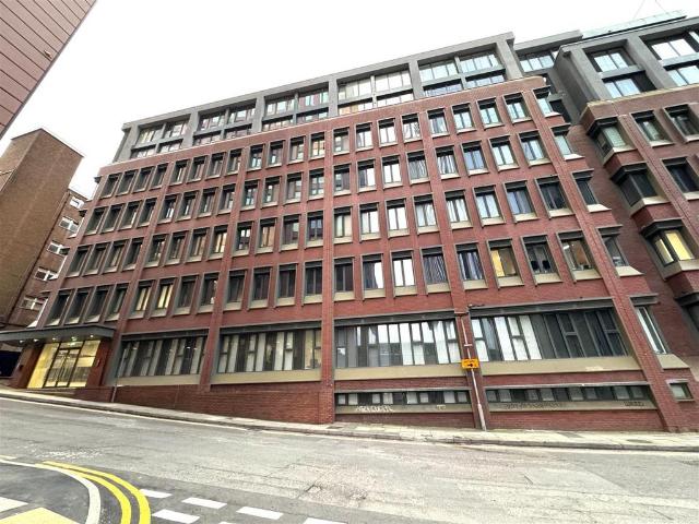 Flat for sale in Reading