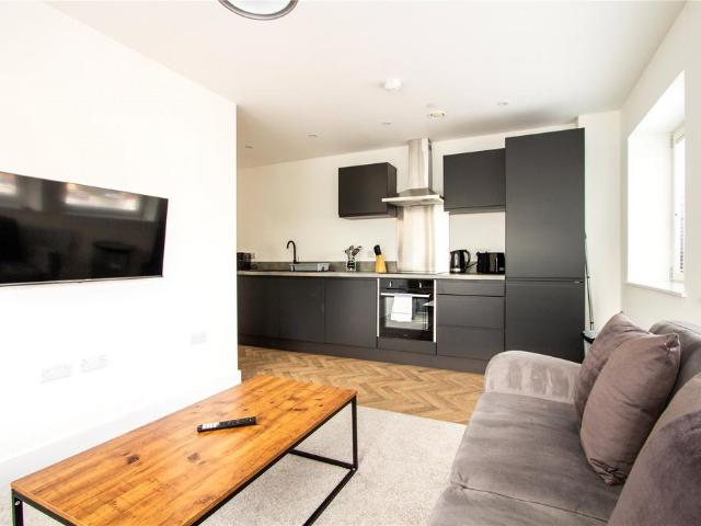 Flat for sale in Crosby, Sefton