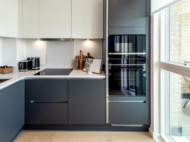 Flat for sale in Chalk Farm, Greater London