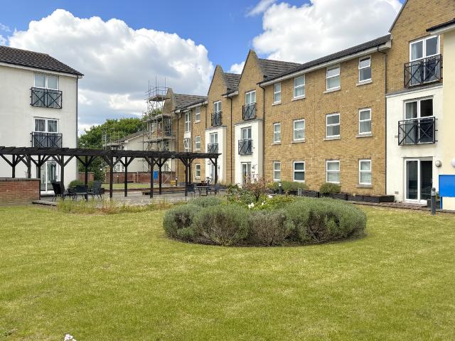 Flat for sale in King's Walden, Hertfordshire