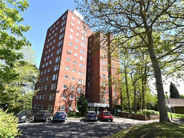 Flat for sale in Wake Green, West Midlands