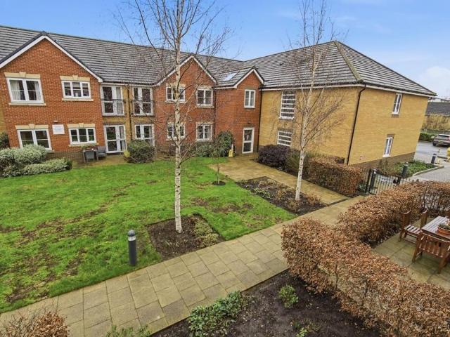 Flat for sale in Blackhills, Surrey