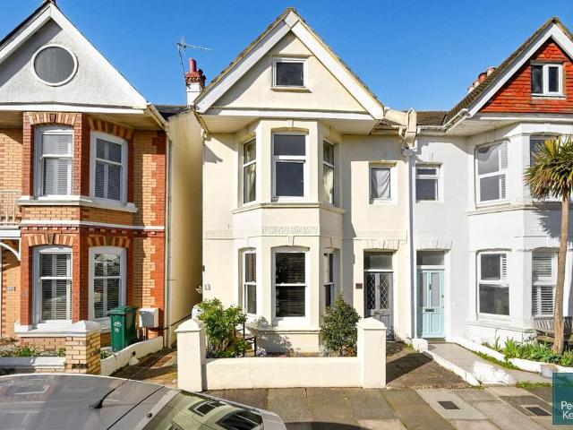 Flat for sale in Aldrington