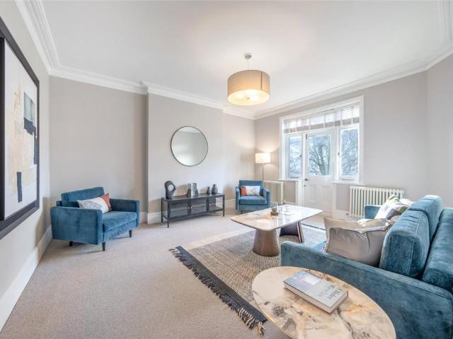 Flat for sale in Kensal Town, Maida Vale