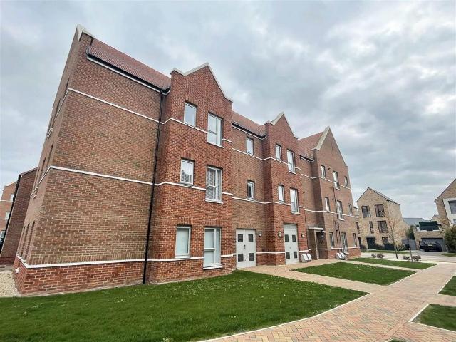 Flat for sale in Chelmsford, Essex